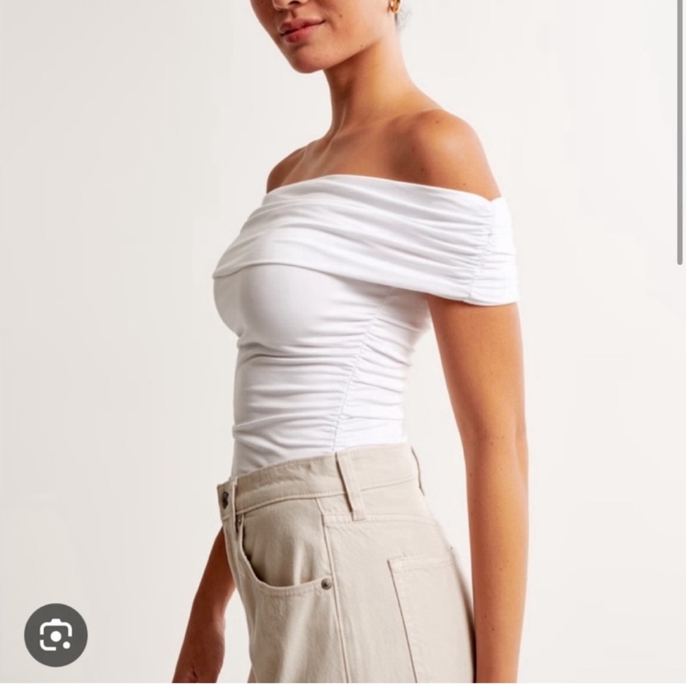Abercrombie & Fitch Modal-Blend White Off-Shoulder Ruched Top Size L - Picture 2 of 9